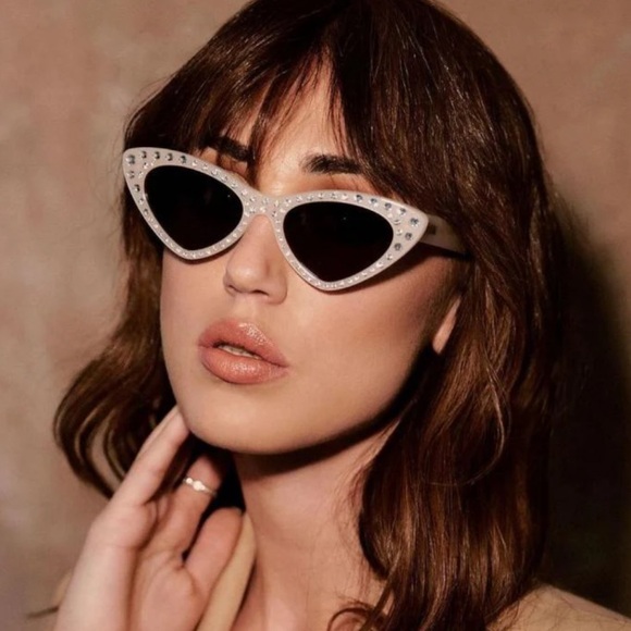 Moschino Sunglasses, New 225